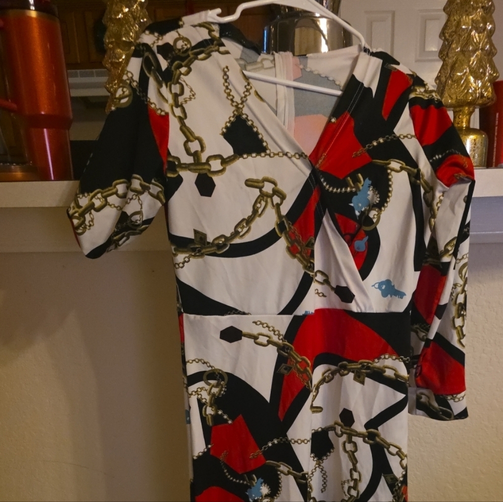 Elegant Chain Print Long Sleeve Dress